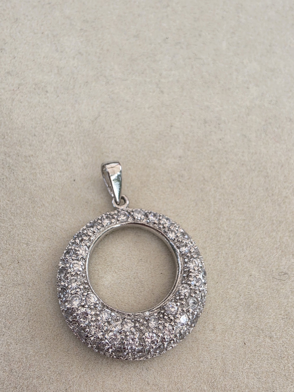 Sterling Silver Crystal Pave Round Pendant Necklace • 5.07g